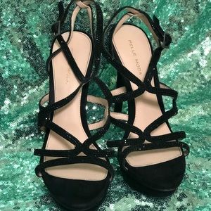 Black heels size 8.5